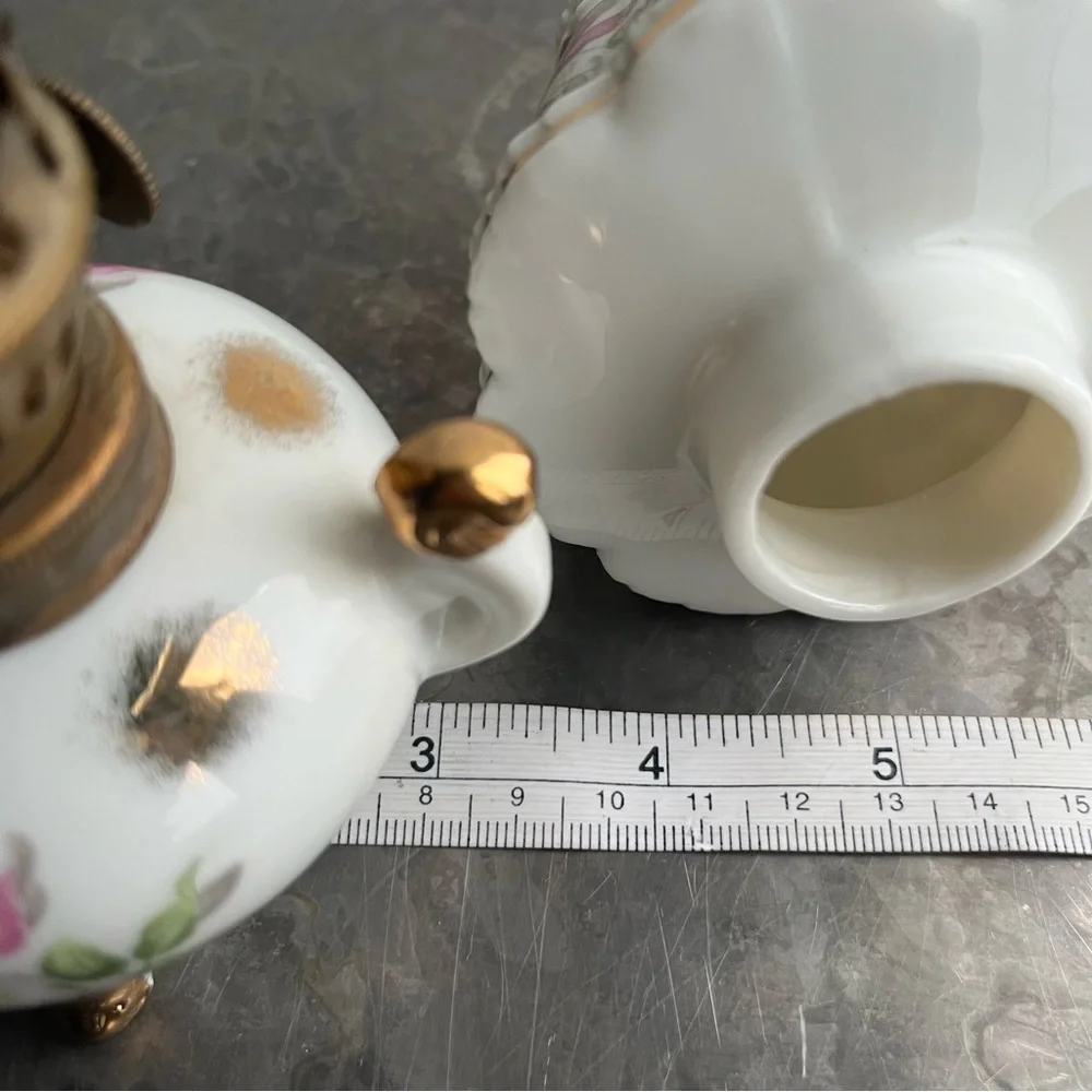Oil Lamp Trimont Ware Japan Pink Roses